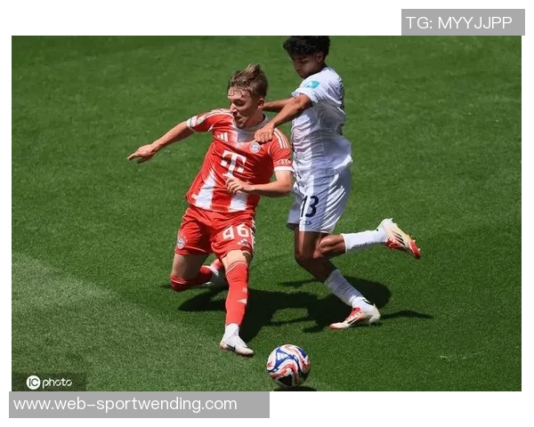 卡尔伤情恢复回归训练拜仁全队仅穆西亚拉缺席合练